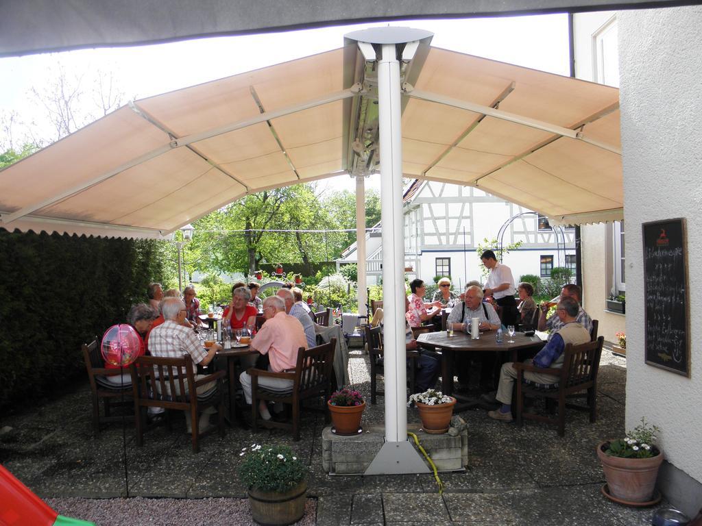 Hotel 4 Jahreszeiten Mit Restaurant Albstadt Eksteriør bilde