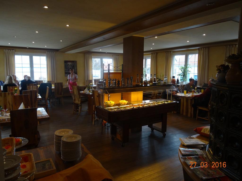 Hotel 4 Jahreszeiten Mit Restaurant Albstadt Eksteriør bilde